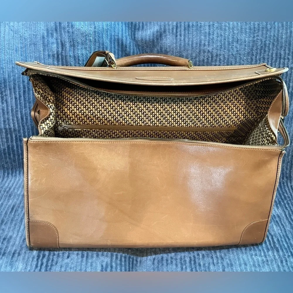 Gucci Vintage Leather Travel Bag